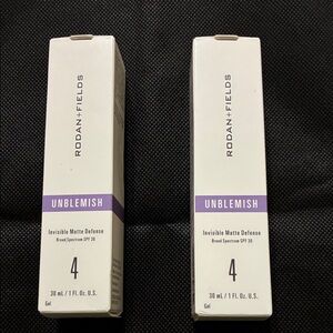 Rodan + Fields Unblemish SPF 30 Gel in White and Purple